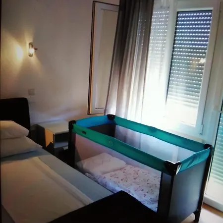 Nera Apartment *